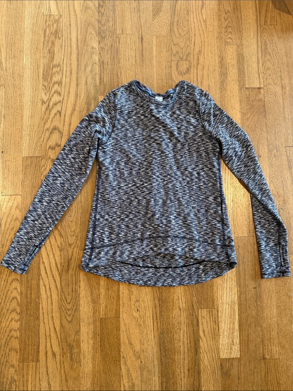 Ivivva girls Heathered Black Long-Sleeve Tee size 10